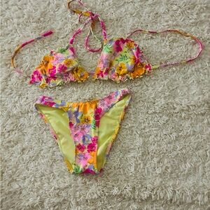 Floral bikini set with a cute ruffle detail on the top